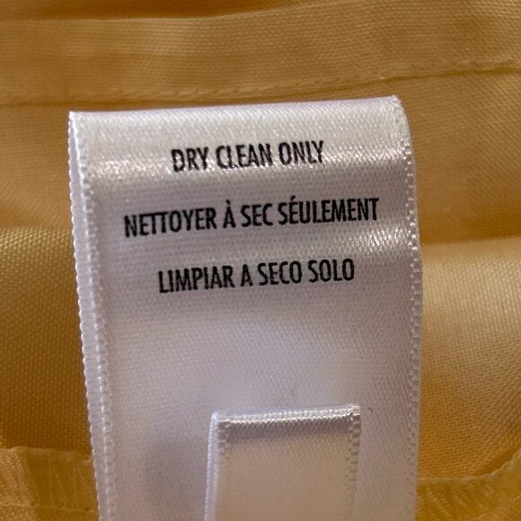 Casual Corner SZ6 Butter Yellow Silk Wrap Top Chic Old Money Quiet Luxury Capsul - Picture 9 of 9